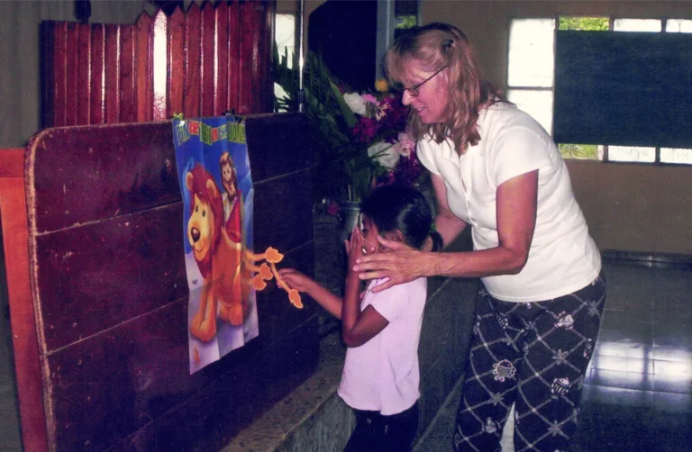 Mexico_Mission_Trip_Layne_Global_Missions-VBS3